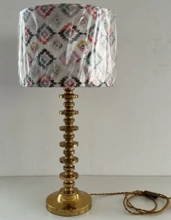 Mid-Century Tischlampe aus Messing mit Ikat Schirm, 1970er