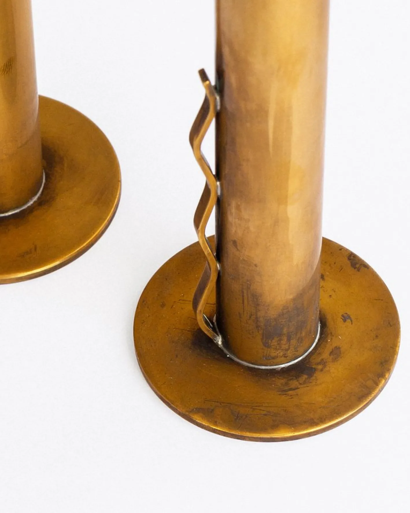 Mid-Century Vasen aus patiniertem Messing von Ystad-Metall, 1950er, 3er Set