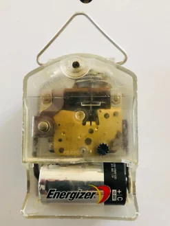 Mid-Century Wanduhr aus Messing & Resopal von JAZ, 1970er