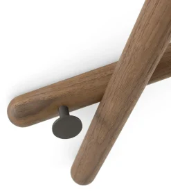 Mikado Wandgarderobe aus Nussholz von Morica Design