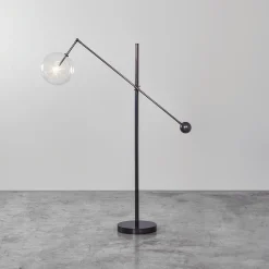 Milan 1 Arm Schwarz Gunmetal Stehlampe von Schwung