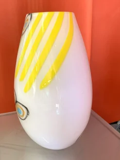 Milchweiße Tischlampe aus Muranoglas von Simoeng