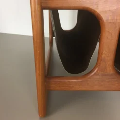Minimalistischer dänischer Zeitschriftenständer aus Teak von Salin Mobler, 1970er