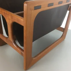Minimalistischer dänischer Zeitschriftenständer aus Teak von Salin Mobler, 1970er