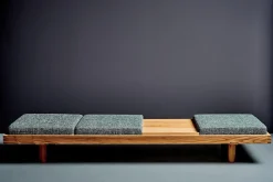 Minimalist L 09H Tagesbett aus Elm, Pierre Chapo, Frankreich, 2018 zugeschrieben