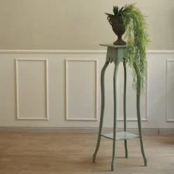 Minzgrüner Blumenständer mit Abgestufter Holzsäule und Geschwungenen Beinen