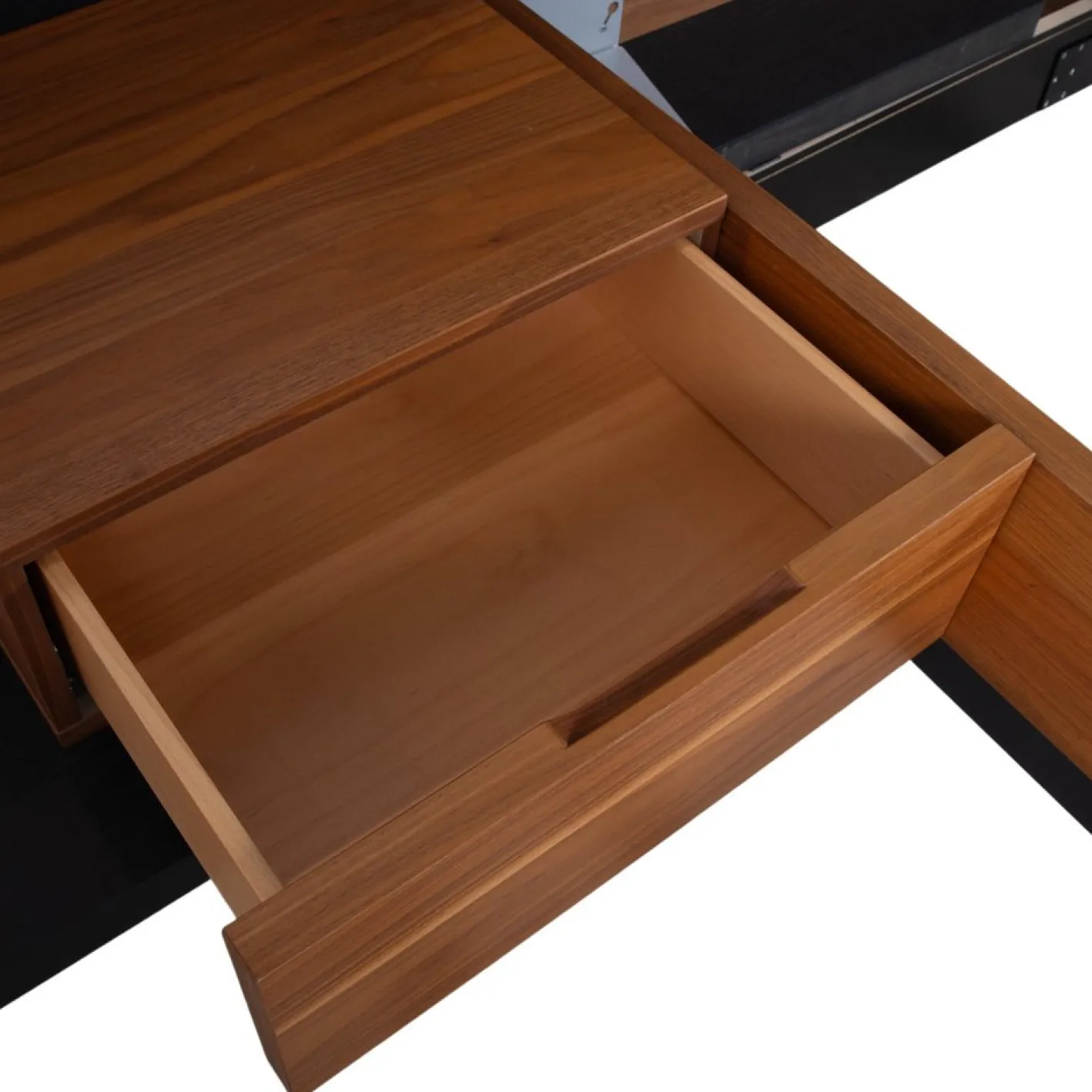 Mioletto Holzbett aus Leder von Hülsta