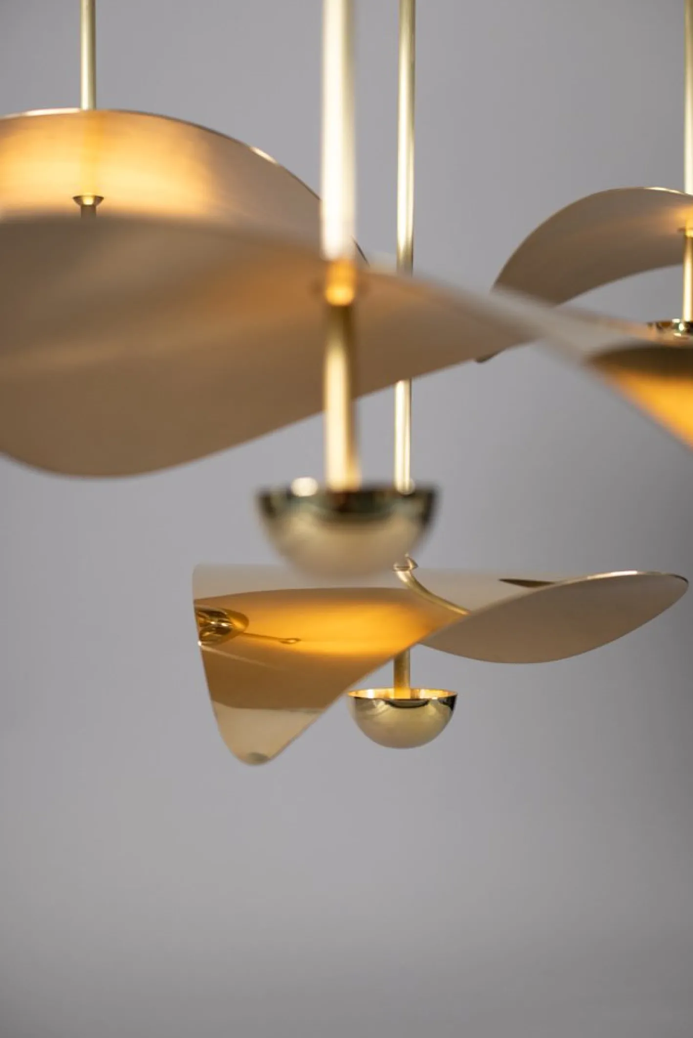 Mittlerer Bonnie Cluster Led Kronleuchter von Ovature Studio, 5 . Set