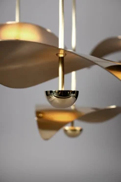 Mittlerer Bonnie Cluster Led Kronleuchter von Ovature Studio, 5 . Set