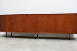 Modell 29A Triennale Sideboard aus Teak von Arne Vodder für Sibast, Denmark, 1958