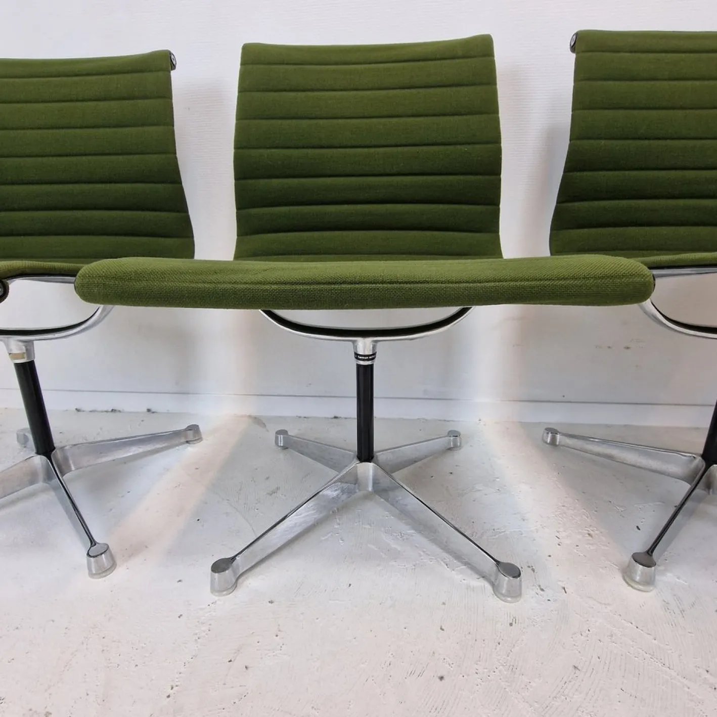 Modell EA 105 Stühle von Eames für Herman Miller, 1970er, 5er Set