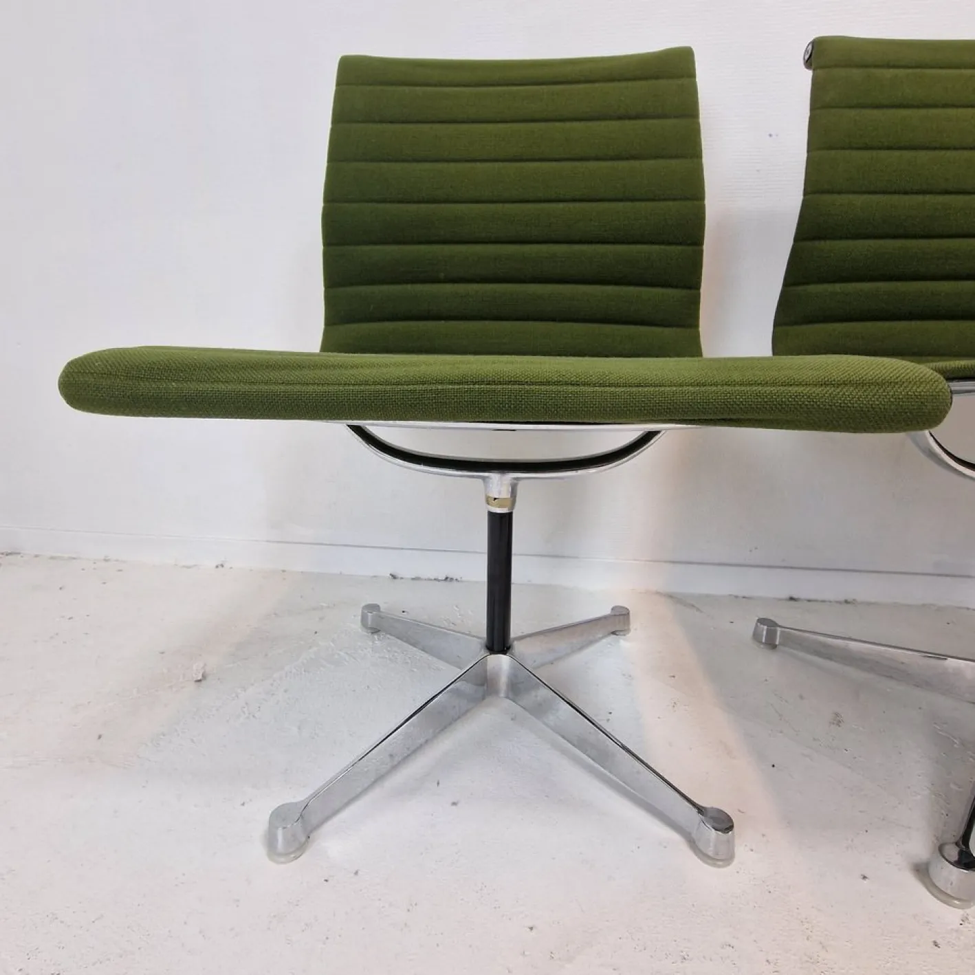 Modell EA 105 Stühle von Eames für Herman Miller, 1970er, 5er Set