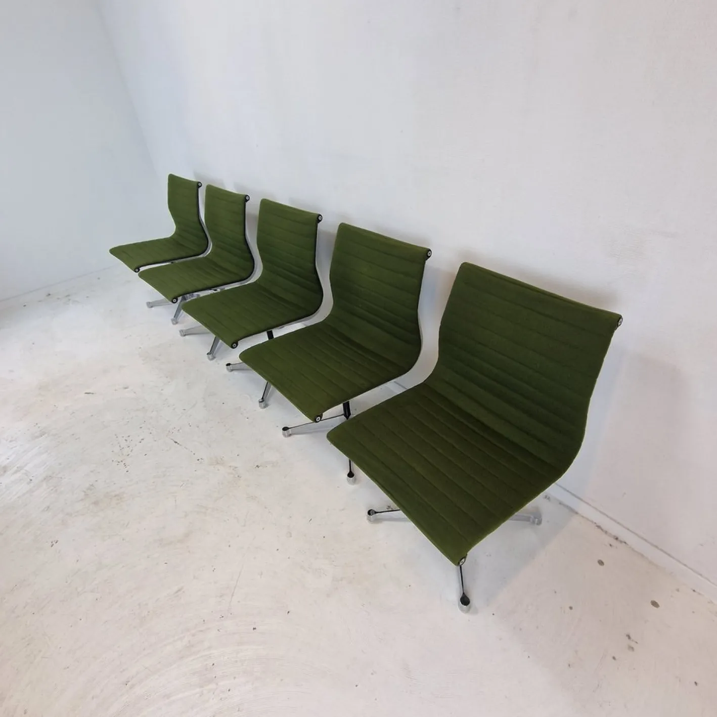 Modell EA 105 Stühle von Eames für Herman Miller, 1970er, 5er Set