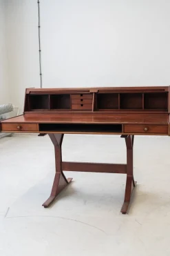 Modell 530 Schreibtisch von Gianfranco Frattini für Bernini, Italien, 1957