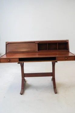 Modell 530 Schreibtisch von Gianfranco Frattini für Bernini, Italien, 1957