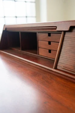 Modell 530 Schreibtisch von Gianfranco Frattini für Bernini, Italien, 1957