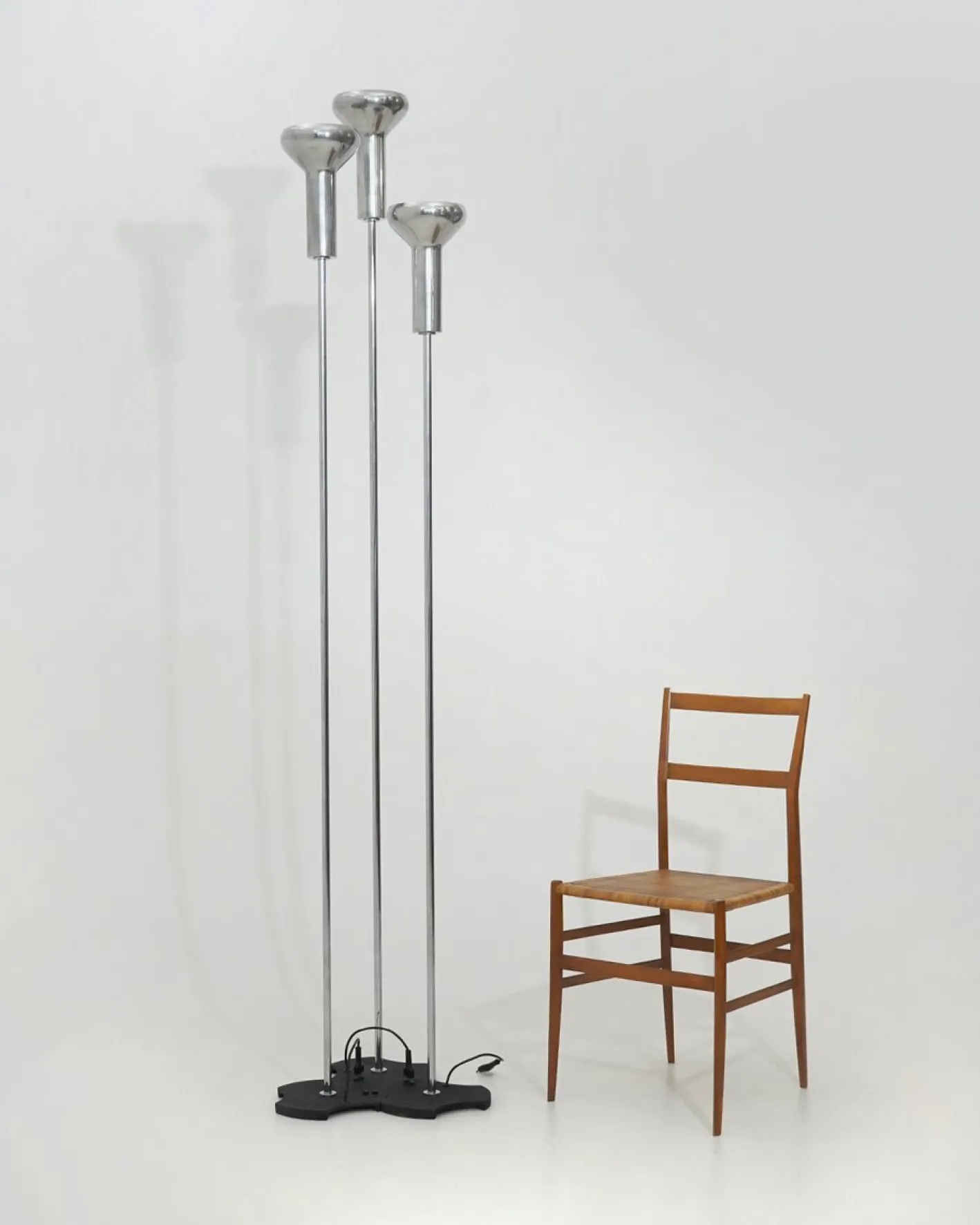Modell 1073/3 Stehlampe von Gino Sarfatti für Arteluce, 1950er