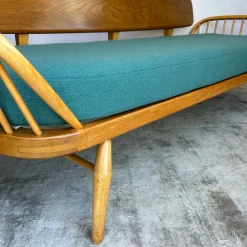 Modell 355 Tagesbett von Lucian Ercolani für Ercol, 1960er