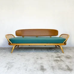Modell 355 Tagesbett von Lucian Ercolani für Ercol, 1960er