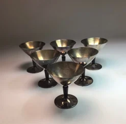 Moderne Cocktailgläser aus Metall von Folke Arström für Gab, 1930er, 6 . Set
