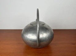 Moderne Dekorative Mid-Century Teekanne aus Zinn von Skurdal Pewter, 1960er