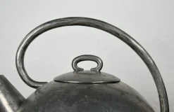 Moderne Dekorative Mid-Century Teekanne aus Zinn von Skurdal Pewter, 1960er