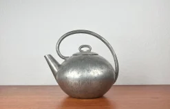 Moderne Dekorative Mid-Century Teekanne aus Zinn von Skurdal Pewter, 1960er