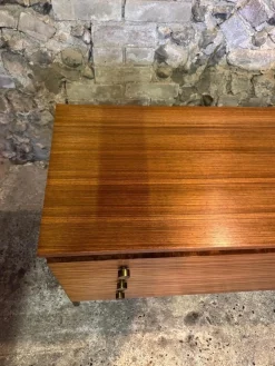Moderne dänische Mid-Century Kommode aus Teak von Meredew, 1960er
