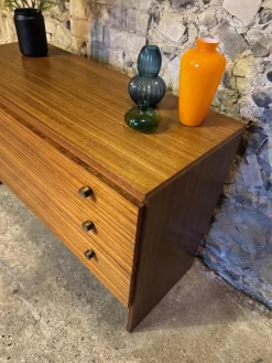 Moderne dänische Mid-Century Kommode aus Teak von Meredew, 1960er