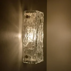 Moderne Eisglas Wandlampe von JT Kalmar, Österreich, 1960er