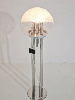 Moderne italienische Mid-Century Space Age Stehlampe aus Chrom & Muranoglas, 1970er