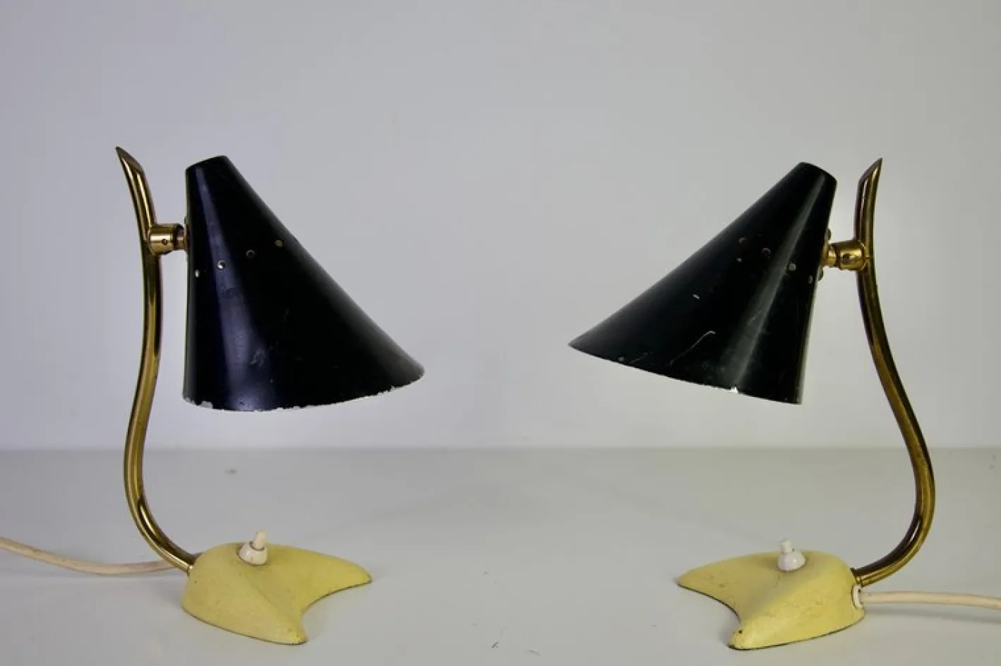 Moderne italienische Mid-Century Tischlampen aus Messing, 1960er, 2er Set