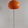 Moderne Midcentury Stehlampe von Guzzini, 1970er