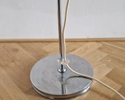 Moderne Midcentury Stehlampe von Guzzini, 1970er