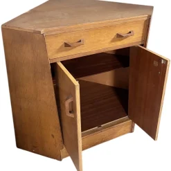Moderner Mid-Century Eck-Sekretär mit Eichenfurnier von G-Plan, 1950er