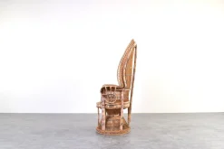 Moderner Mid-Century Peacock Emmanuelle Stuhl aus Korbgeflecht von Kok Maison, 1970er