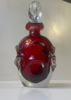 Moderner schwedischer Karaffe in Rubinrot von Bo Borgström für Aseda, 1960er