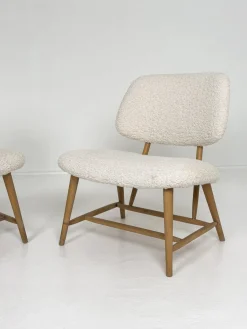 Moderne schwedische Sessel mit elfenbeinfarbenem Bouclé-Bezug von Alf Svensson, 1950, 2er Set
