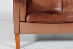 Modernes dänisches Drei-Sitzer Sofa mit patiniertem cognacfarbenem Leder von Stouby, 1980er
