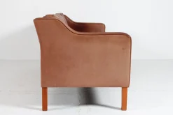 Modernes dänisches Drei-Sitzer Sofa mit patiniertem cognacfarbenem Leder von Stouby, 1980er
