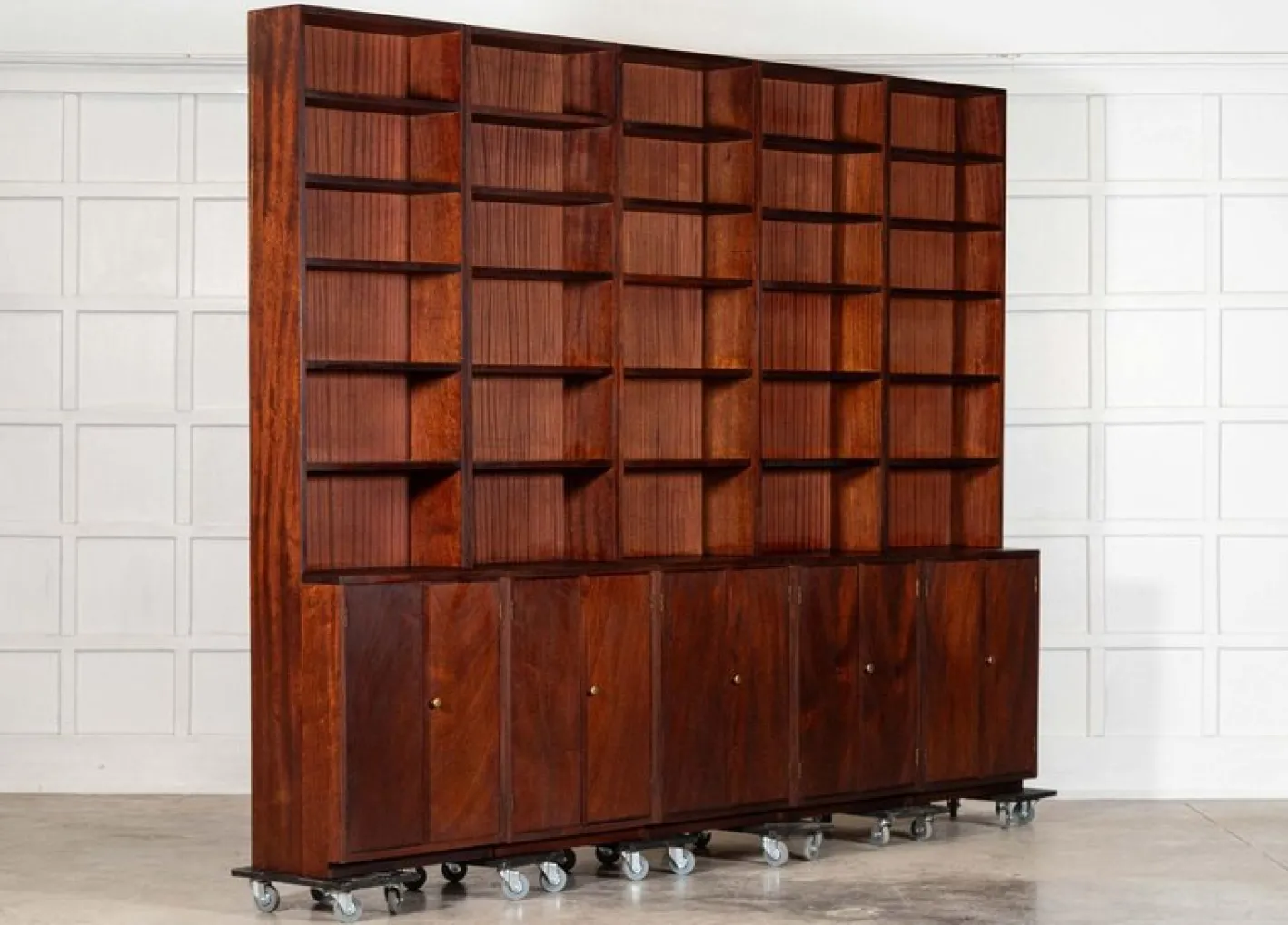 Modernes Mid-Century Bücherregal aus Mahagoni, 1960er
