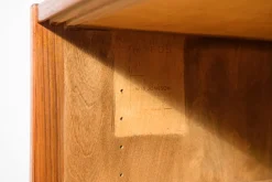 Modernes Mid-Century Teak Sideboard von Nils Jonsson für Hugo Troeds, 1960er
