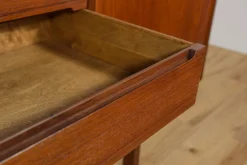 Modernes Mid-Century Teak Sideboard von Nils Jonsson für Hugo Troeds, 1960er