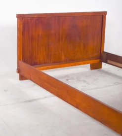 Modernes portugiesisches Mid-Century Holz Bettgestell, 1950