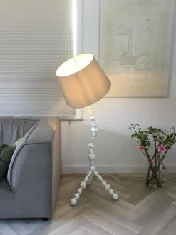 Moderne Stehlampe von Ikea