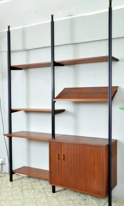Modulares Mid-Century Omni Regalsystem aus Nussholz von George Nelson für Herman Miller, 1952