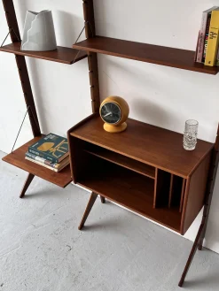 Modulares skandinavisches Bücherregal von John Texmon, 1950er