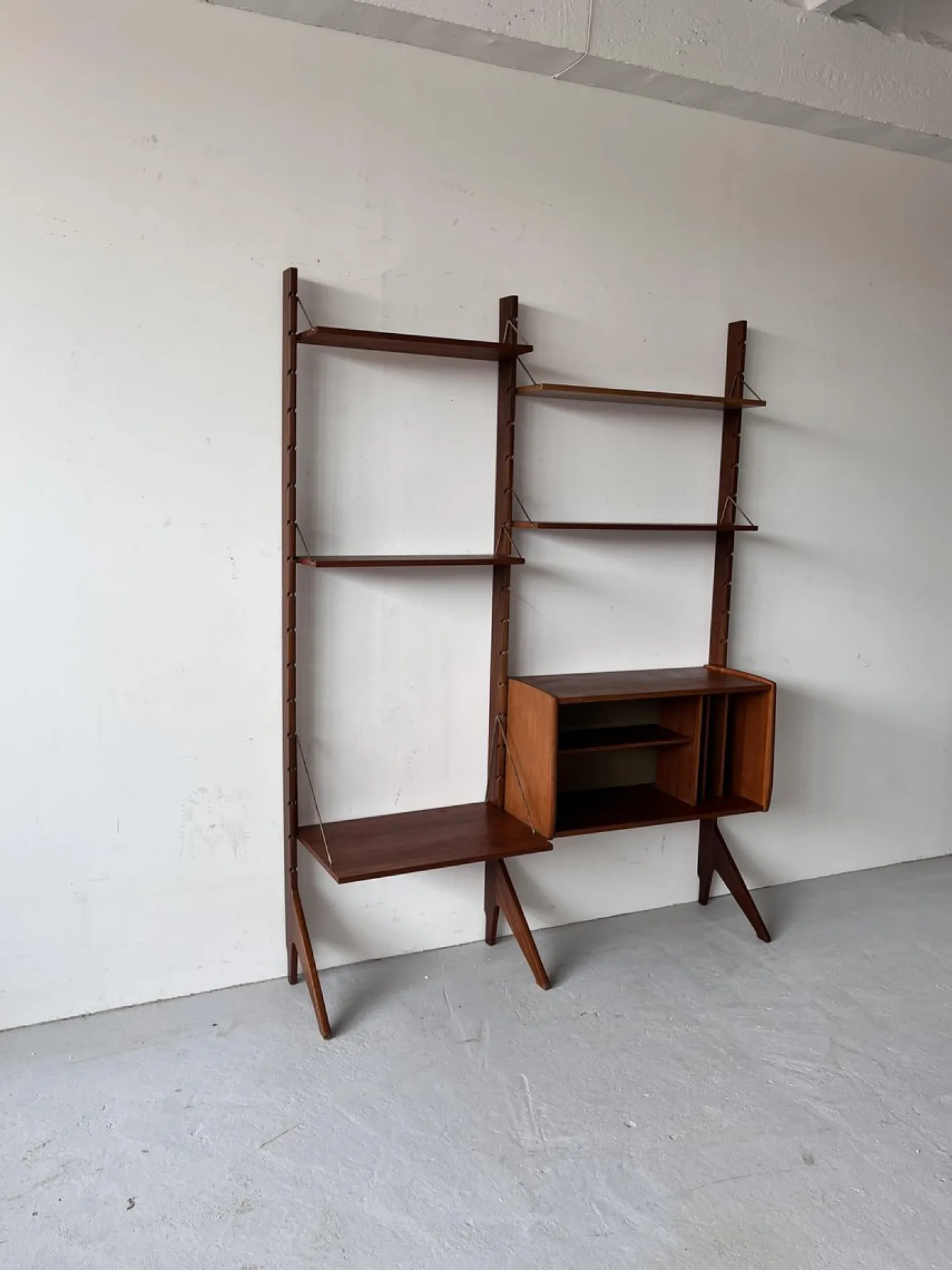 Modulares skandinavisches Bücherregal von John Texmon, 1950er