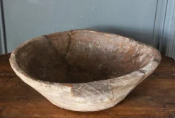Monoxyl Tasse aus geschnitztem Holz