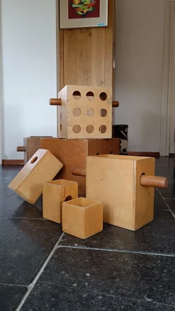Montessori Spielboxen von Gerrit Rietveld, 1940er, 12 Set